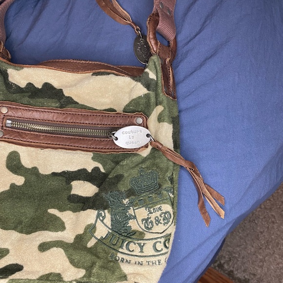 Vintage Y2K Juicy Couture crossbody - Picture 10 of 11